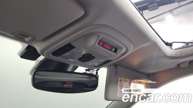 Jeep Cherokee 2021 — Photo 13/36