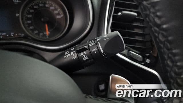 Jeep Cherokee 2021 — Photo 7/36