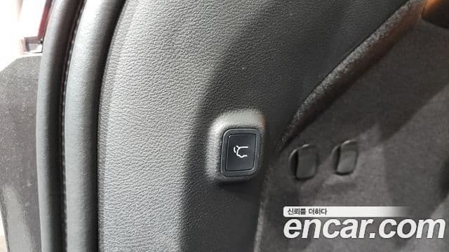 Jeep Cherokee 2021 — Photo 36/36