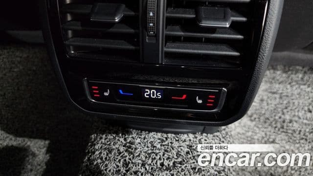 Volkswagen Arteon 2022 — Şəkil 18/20