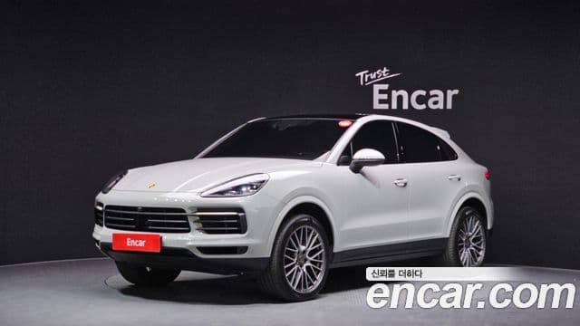 Porsche Cayenne 2022 — Photo 13/32