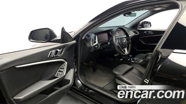 BMW 2 Series Gran Coupe 2022 — Фото 10/20