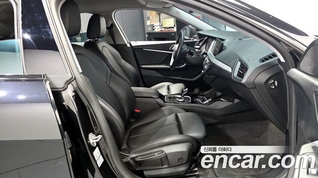BMW 2 Series Gran Coupe 2022 — Фото 11/20
