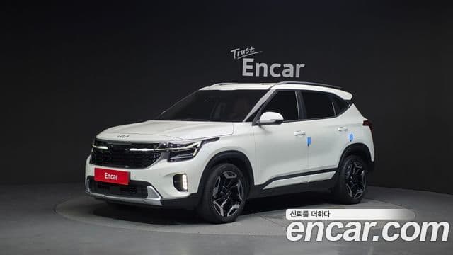 Kia Seltos 2023 — Şəkil 1/20