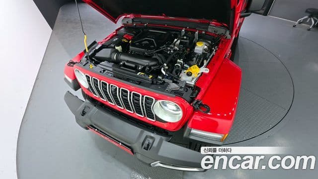 Jeep Wrangler 2024 — ფოტო 6/20