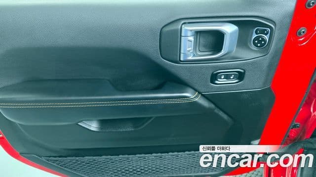 Jeep Wrangler 2024 — Photo 9/31