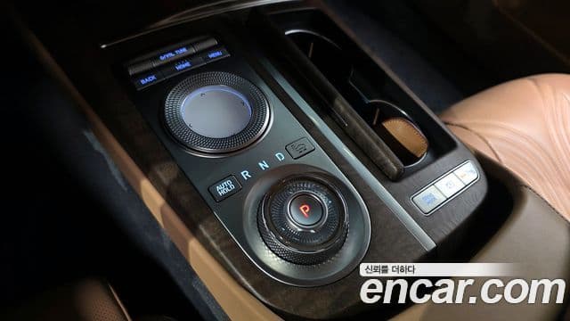 Genesis Electrified G80 2021 — Şəkil 9/20