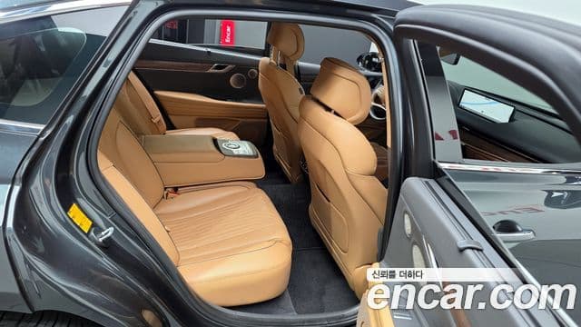 Genesis Electrified G80 2021 — Şəkil 11/20