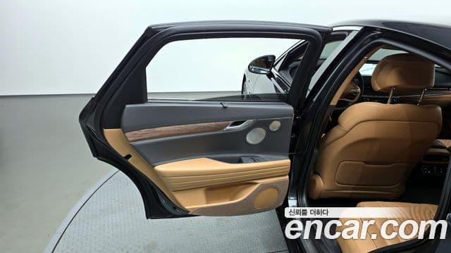 Genesis G80 2021 — Photo 39/40
