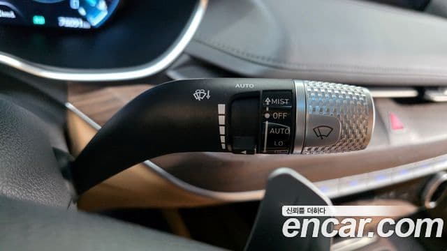 Genesis G80 2021 — Photo 18/40