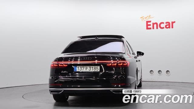 Audi A8 2020 — ფოტო 4/20