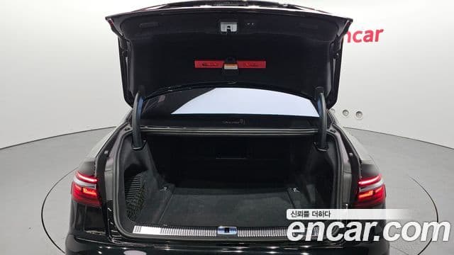 Audi A8 2020 — ფოტო 20/20
