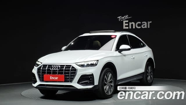 Audi Q5 2022 — ფოტო 1/20