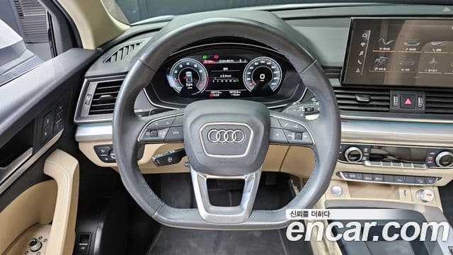 Audi Q5 2022 — ფოტო 13/20