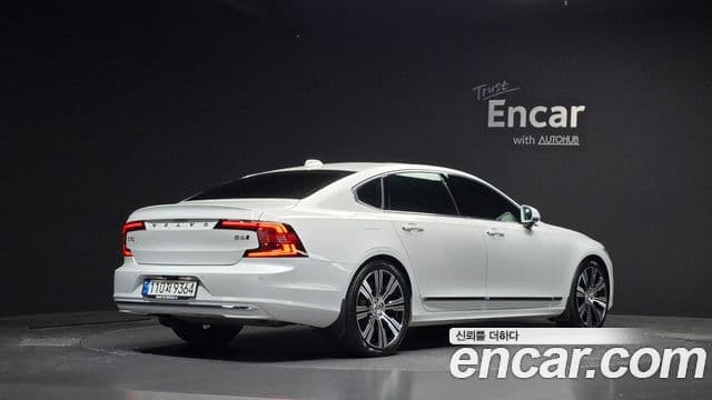 Volvo S90 2022 — Şəkil 1/20