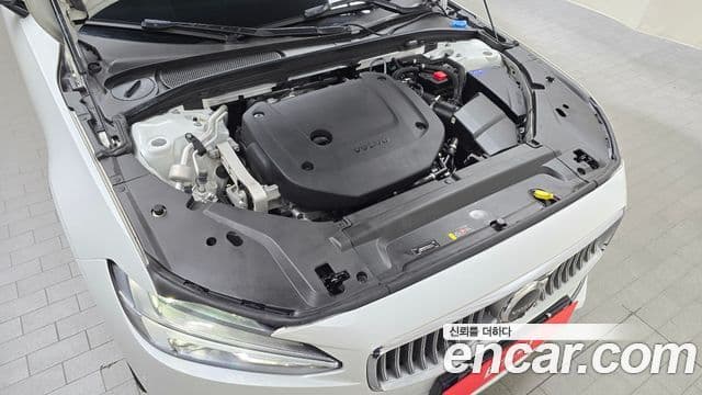 Volvo S90 2022 — Şəkil 5/20
