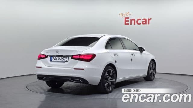 Mercedes-Benz A-Class 2024 — Şəkil 10/20