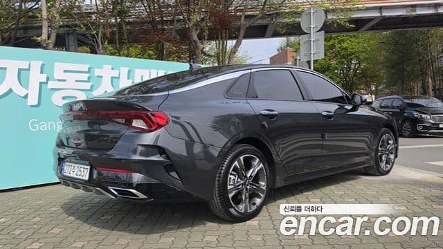 Kia K5 2023 — ფოტო 1/18