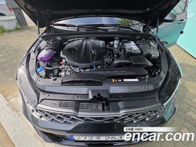 Kia K5 2023 — ფოტო 5/18