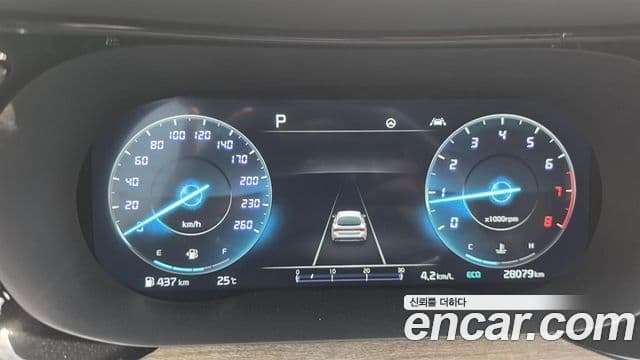 Kia K5 2023 — ფოტო 6/18