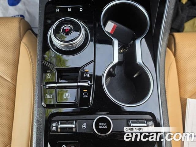 Kia K5 2023 — ფოტო 7/18