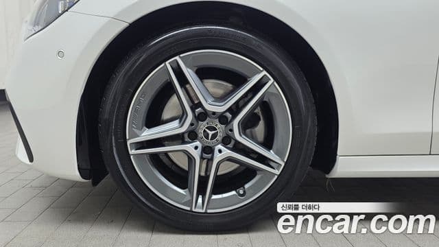 Mercedes-Benz E-Class 2022 — Şəkil 5/20
