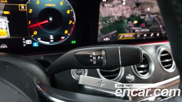 Mercedes-Benz E-Class 2022 — Şəkil 9/20