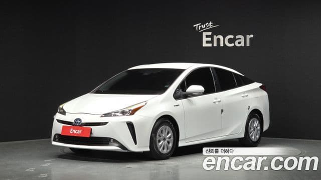 Toyota Prius 2021 — Şəkil 17/20