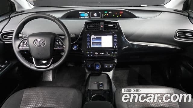 Toyota Prius 2021 — Şəkil 12/20