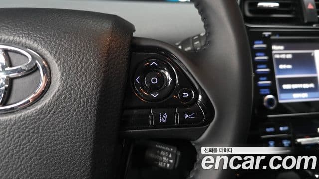 Toyota Prius 2021 — Şəkil 18/20