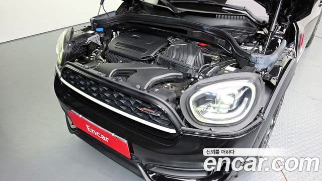 Mini Cooper S Countryman 2021 — ფოტო 6/20