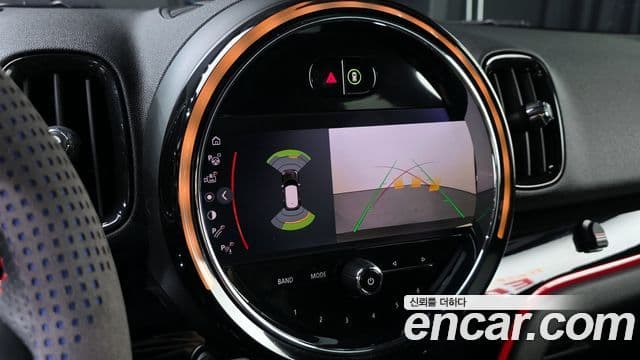 Mini Cooper S Countryman 2021 — ფოტო 16/20
