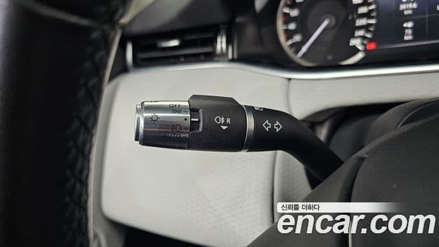 Land Rover Range Rover Evoque 2022 — Photo 30/35