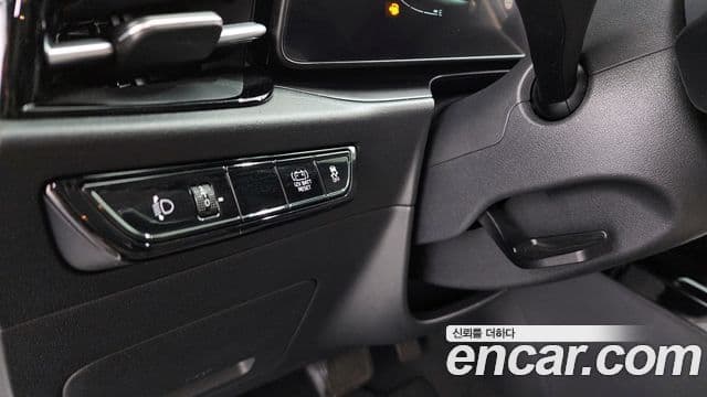 Kia Niro 2022 — ფოტო 16/20
