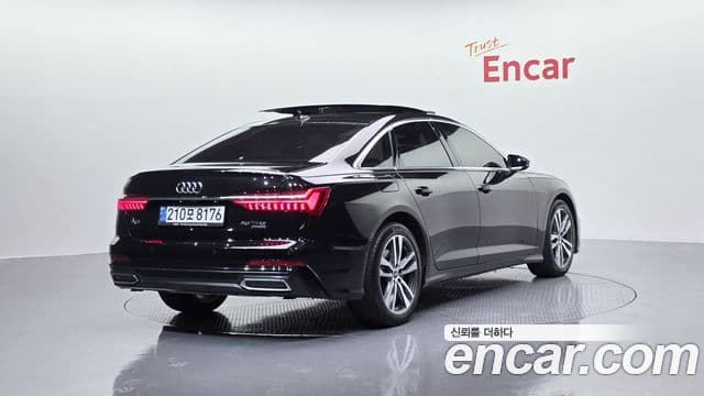 Audi A6 2022 — ფოტო 2/20