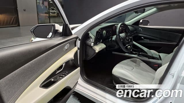 Hyundai Avante 2021 — Şəkil 9/20