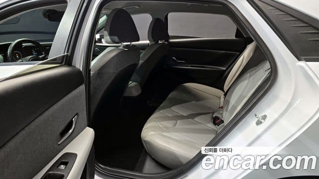 Hyundai Avante 2021 — Şəkil 12/20