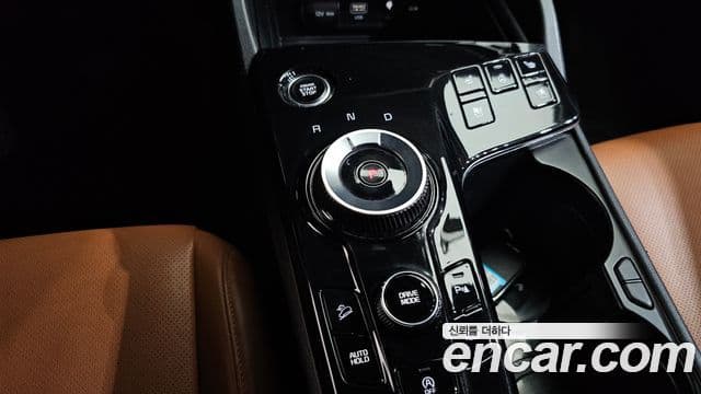 Kia Sportage 2022 — ფოტო 9/20