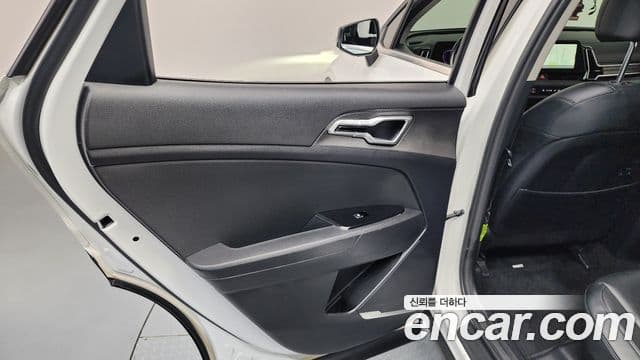 Kia Sportage 2022 — Şəkil 26/33