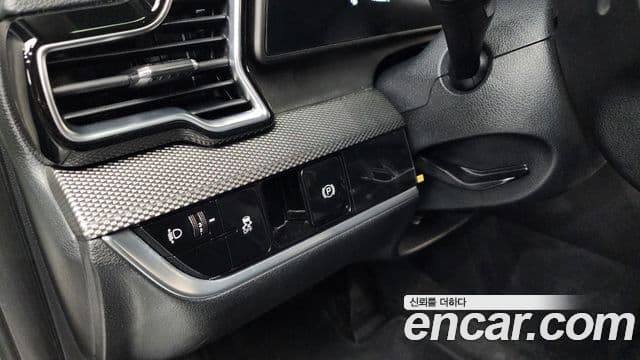 Kia Sportage 2022 — Şəkil 32/33