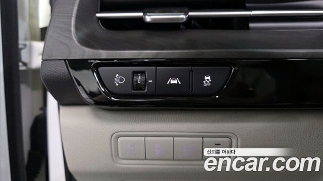 Kia Carnival 2020 — Şəkil 17/20