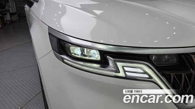 Kia Carnival 2020 — Şəkil 26/30