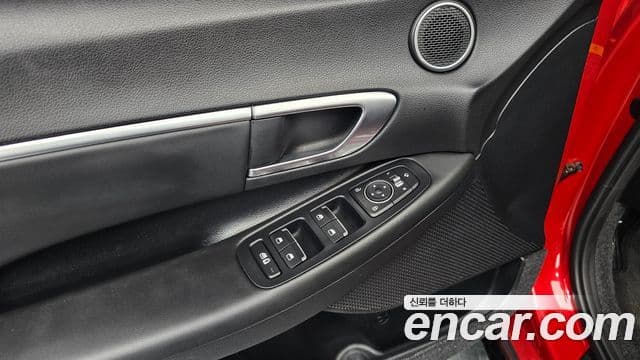 Hyundai Sonata Hybrid 2019 — Şəkil 22/30