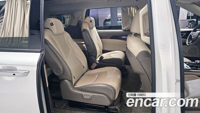 Kia Carnival 2022 — Şəkil 11/20