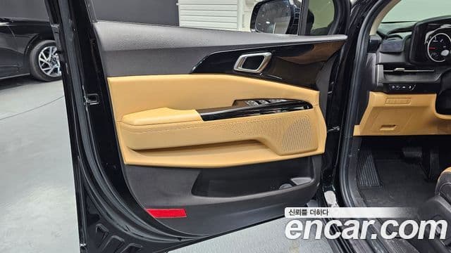 Kia Carnival 2020 — Photo 13/30