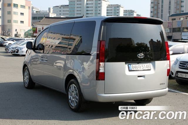 Hyundai Staria 2023 — Şəkil 5/18