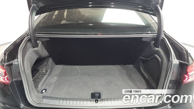 Audi A6 2023 — Photo 12/20