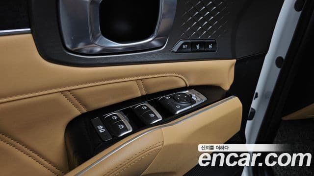 Kia Sorento 2022 — Şəkil 17/20