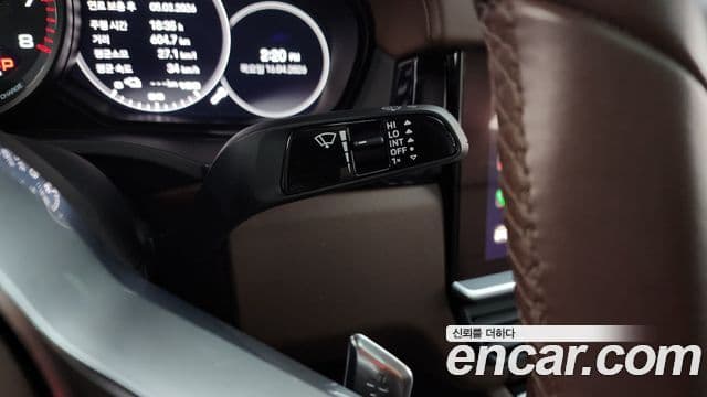 Porsche Cayenne 2023 — Photo 20/34