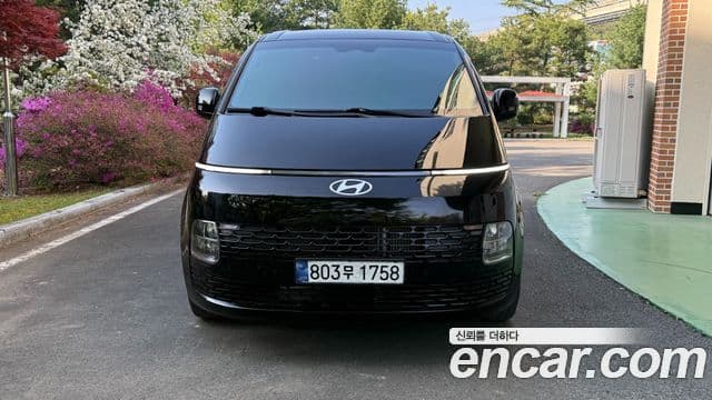 Hyundai Staria 2024 — ფოტო 20/20